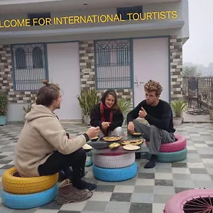  Hostel Mohit Paying India
