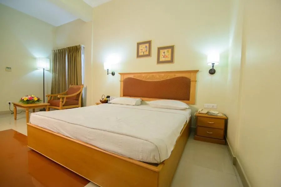 Club7 Hotel Tiruvalla India
