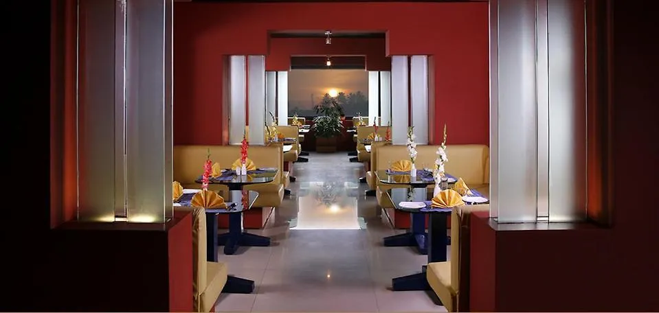 Club7 Hotel Tiruvalla